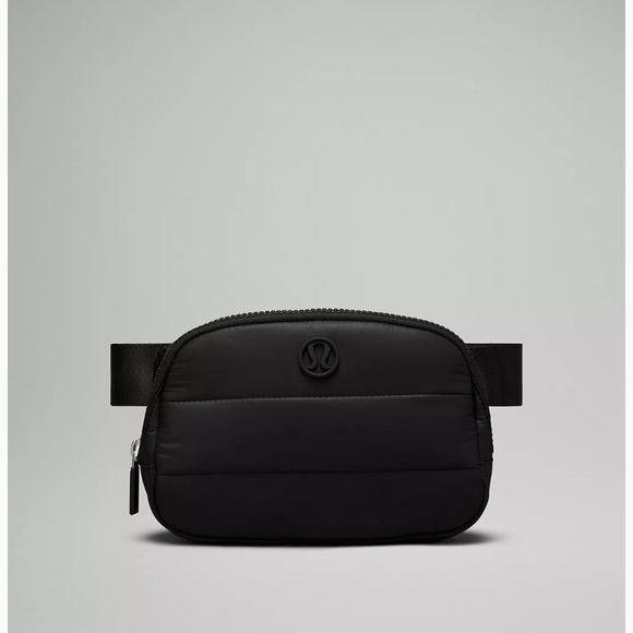 Lululemon Everywhere Belt Bag Wunder Puff 1L Black - Picture 2 of 12